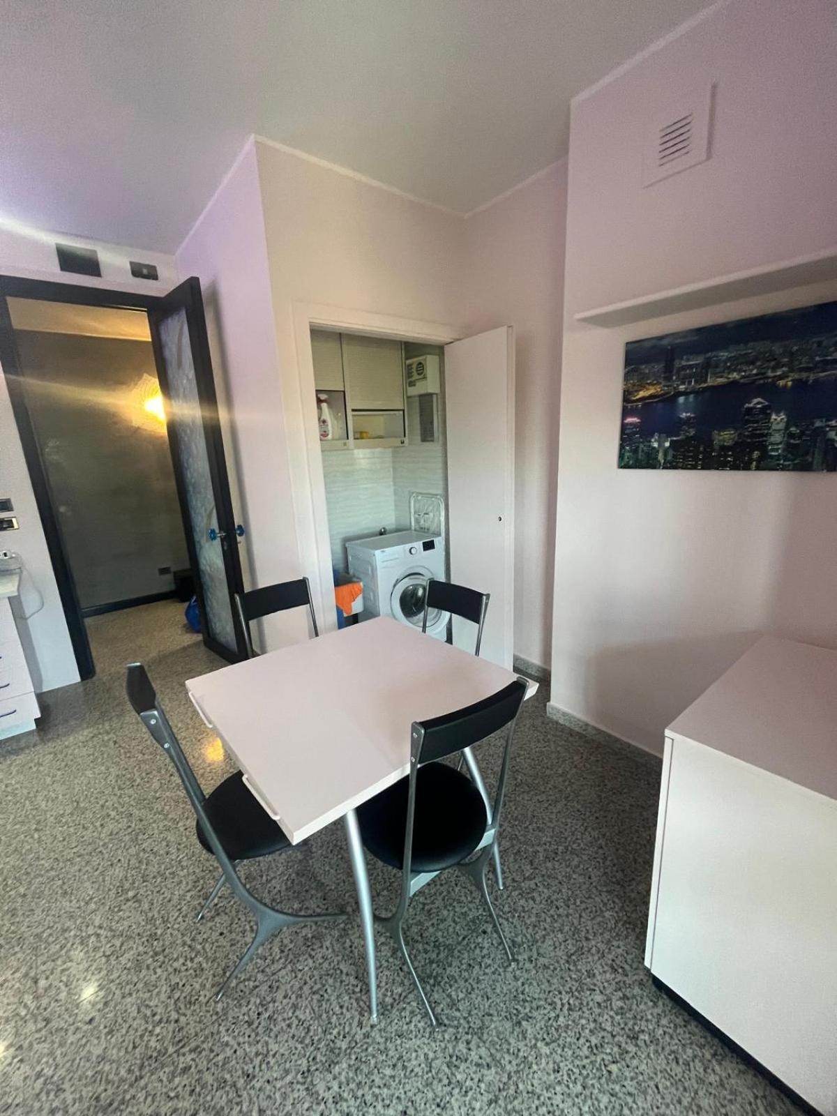 Margo Apartment Бари Екстериор снимка